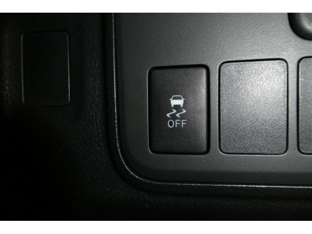 ウィッシュ １．８Ｓ　キーレスエントリー　エアコン　パワーステアリング　ナビＴＶ　横滑り防止機能　ＷＳＲＳ　ＡＢＳ　Ｒカメラ　アルミ　カーテンエアバック　ＨＤＤナビ　３列シート　ＥＴＣ　ＤＶＤ　エアバック　パワーウインドー（25枚目）