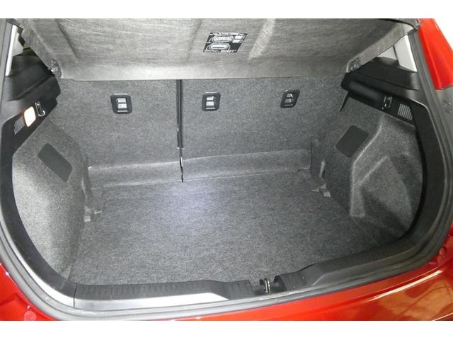 オーリス １５０Ｘ　スマートキー・プッシュスタート　キーフリーシステム　デュアルエアバッグ　ＥＴＣ車載器　ワンセグテレビ　メモリーナビ　ナビ＆ＴＶ　オートエアコン　ＡＢＳ　盗難防止システム　衝突被害軽減システム　ＥＳＣ（14枚目）