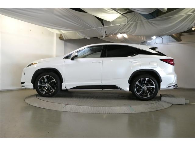 ＲＸ ＲＸ２００ｔ　バージョンＬ　衝突軽減装置　ＡＣ１００Ｖ電源　Ｂカメラ　アイドリングストップ　メモリナビ　エアロ　本革　Ｐシート　ＤＶＤ　キーレス　ＬＥＤヘッドランプ　エアコン　エアバッグ　アルミホイール　ＡＵＸ　盗難防止装置（4枚目）