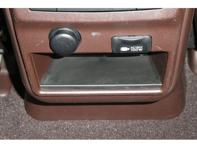 ＲＸ ＲＸ２００ｔ　バージョンＬ　衝突軽減装置　ＡＣ１００Ｖ電源　Ｂカメラ　アイドリングストップ　メモリナビ　エアロ　本革　Ｐシート　ＤＶＤ　キーレス　ＬＥＤヘッドランプ　エアコン　エアバッグ　アルミホイール　ＡＵＸ　盗難防止装置（32枚目）