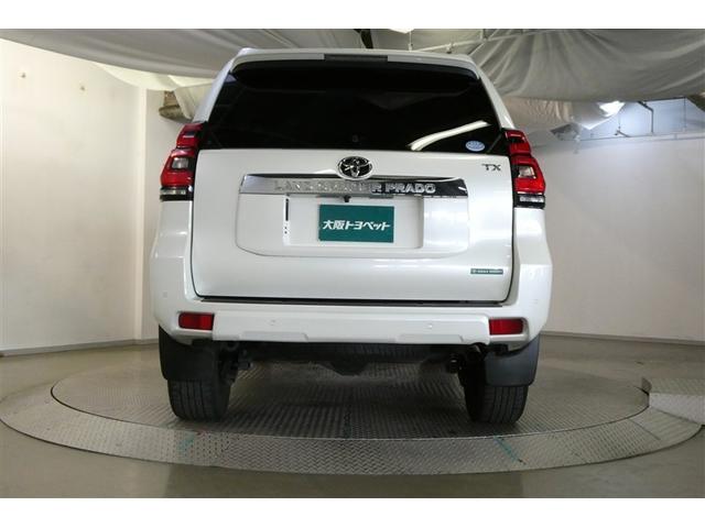 ランドクルーザープラド ＴＸ　Ｌパッケージ　リアカメラ　スマートキ　盗難防止　キーレスエントリー　ＥＴＣ装備　ＤＶＤ再生可　エアコン　ＬＥＤランプ　レザー　アルミホイール　パートタイム４ＷＤ　横滑り防止システム　フルＴＶ　電動パワーシート（7枚目）