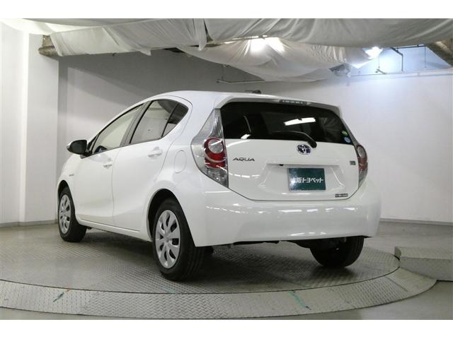 アクア Ｓ　スマートキープッシュスタート　キーレスエントリ　フルセグ地デジ　イモビ　ナビ＆ＴＶ　オートエアコン　デュアルエアバック　ＥＳＣ　Ｂカメラ　パワーウィンドウ　ＥＴＣ　ＤＶＤ再生可能　ＳＲＳ　ＡＢＳ（6枚目）