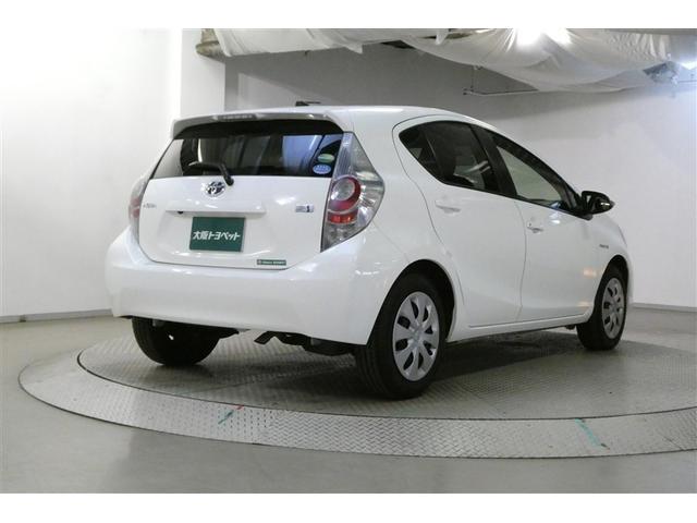 アクア Ｓ　スマートキープッシュスタート　キーレスエントリ　フルセグ地デジ　イモビ　ナビ＆ＴＶ　オートエアコン　デュアルエアバック　ＥＳＣ　Ｂカメラ　パワーウィンドウ　ＥＴＣ　ＤＶＤ再生可能　ＳＲＳ　ＡＢＳ（8枚目）