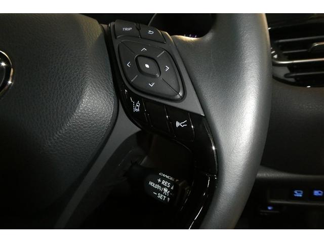 Ｃ－ＨＲ Ｇ　モード　ネロ　セーフティプラス　ＰＣＳ　盗難防止　Ｒカメラ　ＬＥＤライト　アルミ　クルーズＣ　エアバッグ　ＡＢＳ　ナビ　スマートキ－　ＥＴＣ車載器　キーフリー　オートエアコン　横滑り防止　ミュージックプレイヤー接続可　メモリーナビ（21枚目）