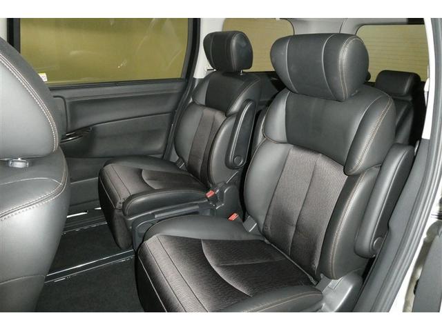 こちらは２列目です。ゆったりできるのでリラックスしてお過ごし頂けますよ