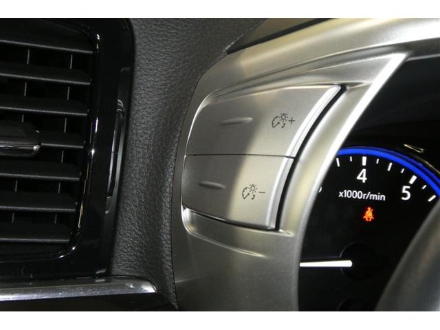 外観の状態や装備などについて、ご不明な点がありましたら、他の写真もメールで送らせて頂きます。詳しくは、スタッフまでお問合せ下さい。