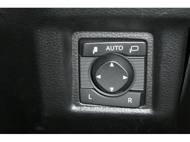 クラウンハイブリッド ＲＳアドバンス　Ｆｏｕｒ　バックモニター　本革シート　衝突軽減　横滑防止装置　フルセグテレビ　エアコン　ＬＥＤライト　ナビ＆ＴＶ　オートクルーズ　サンルーフ　ドライブレコーダー　スマートキー　電動シート　キーレス　ＤＶＤ（30枚目）