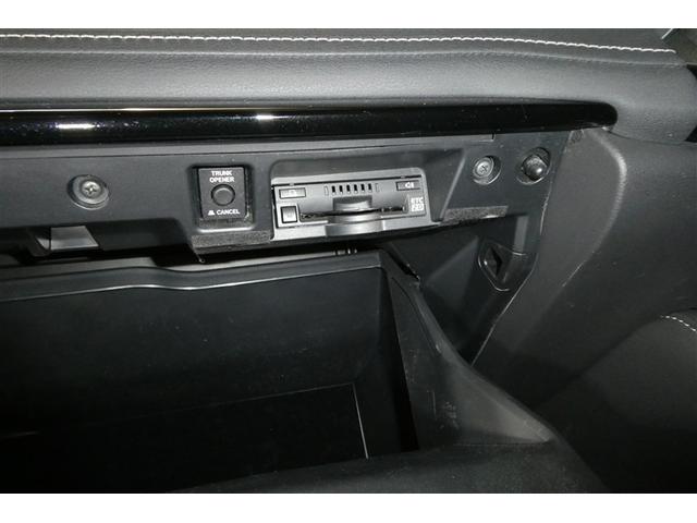 クラウンハイブリッド ＲＳアドバンス　Ｆｏｕｒ　バックモニター　本革シート　衝突軽減　横滑防止装置　フルセグテレビ　エアコン　ＬＥＤライト　ナビ＆ＴＶ　オートクルーズ　サンルーフ　ドライブレコーダー　スマートキー　電動シート　キーレス　ＤＶＤ（33枚目）