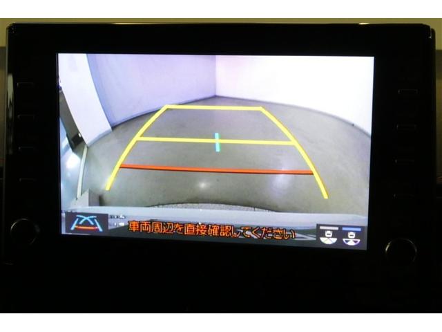 安心のバックモニター！ガイドがあって夜間でもよく見えます！