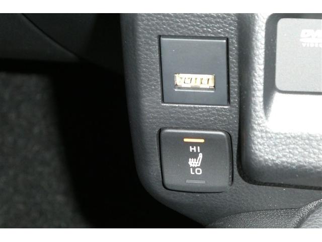 【シートヒーター】寒い季節もスイッチ一つでシートがポカポカに！冬の季節特有の、座った時のヒンヤリ感はこれで解消！