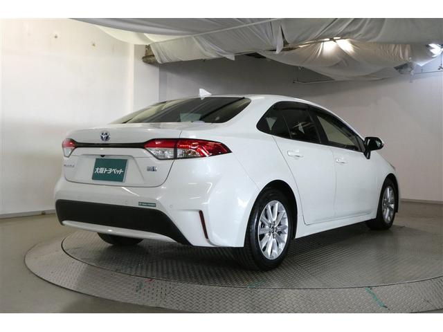 カローラ ハイブリッド　Ｓ　スマートキ　横滑り防止機能　ＬＥＤヘッドライト　ミュージックプレイヤー接続可　盗難防止装置　ＤＶＤ再生　キーレス　オートエアコン　クルコン　リヤカメラ　メモリナビ　フルセグ　パワーステアリング　ＡＷ（8枚目）