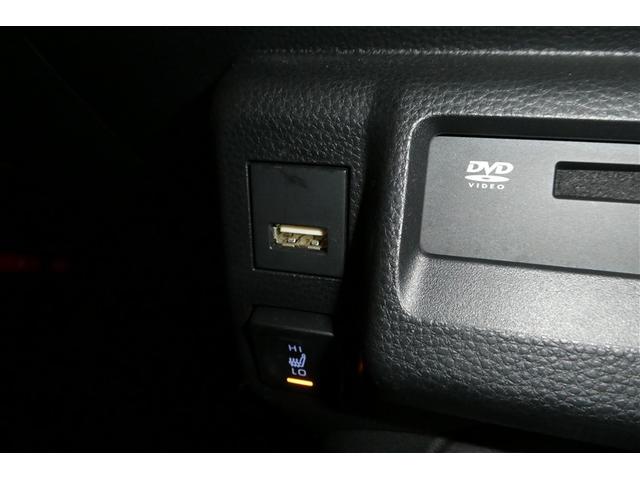 カローラ ハイブリッド　Ｓ　スマートキ　横滑り防止機能　ＬＥＤヘッドライト　ミュージックプレイヤー接続可　盗難防止装置　ＤＶＤ再生　キーレス　オートエアコン　クルコン　リヤカメラ　メモリナビ　フルセグ　パワーステアリング　ＡＷ（31枚目）