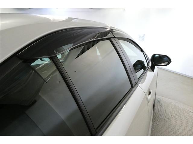 カローラ ハイブリッド　Ｓ　スマートキ　横滑り防止機能　ＬＥＤヘッドライト　ミュージックプレイヤー接続可　盗難防止装置　ＤＶＤ再生　キーレス　オートエアコン　クルコン　リヤカメラ　メモリナビ　フルセグ　パワーステアリング　ＡＷ（32枚目）