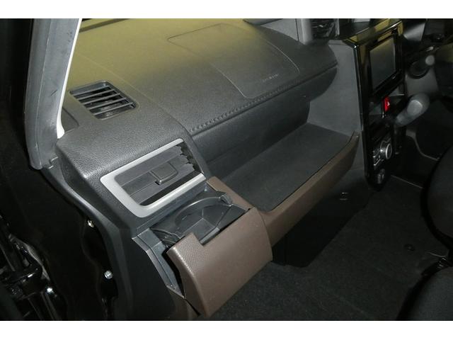 ルーミー Ｇ　追突軽減ブレーキ　パワステ　フルフラット　Ａストップ　ＬＥＤライト　Ｒカメラ　横滑り防止システム　ウォークスルー　エアバック　セキュリティーアラーム　パワーウィンドウ　運転席助手席エアバック　ＥＴＣ（15枚目）