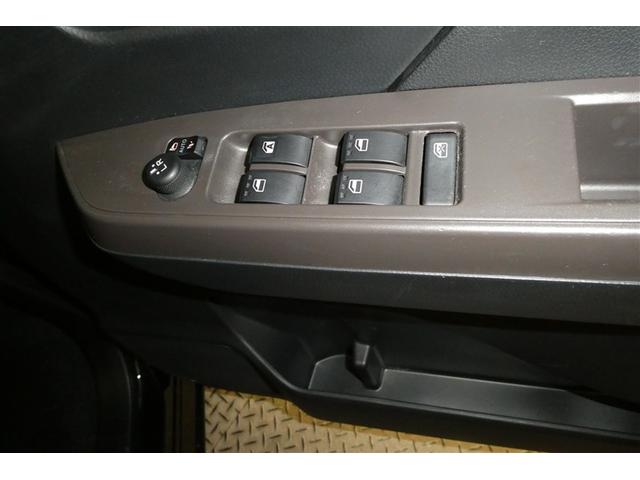 ルーミー Ｇ　追突軽減ブレーキ　パワステ　フルフラット　Ａストップ　ＬＥＤライト　Ｒカメラ　横滑り防止システム　ウォークスルー　エアバック　セキュリティーアラーム　パワーウィンドウ　運転席助手席エアバック　ＥＴＣ（29枚目）