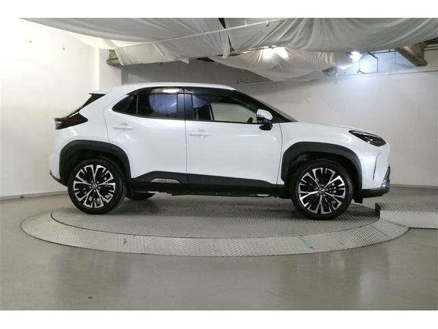 ヤリスクロス ハイブリッドZ アドベンチャー インテリジェントクリアランスソナー 地デジ メモリナビ AW Bカメラ スマートキー&プッシュスタート LEDヘッドライト Pシート クルコン 横滑り防止装置 オートエアコン ETC キーフリー(5枚目)