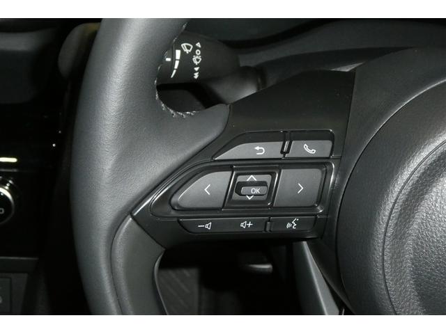 ヤリスクロス ハイブリッドZ アドベンチャー インテリジェントクリアランスソナー 地デジ メモリナビ AW Bカメラ スマートキー&プッシュスタート LEDヘッドライト Pシート クルコン 横滑り防止装置 オートエアコン ETC キーフリー(20枚目)