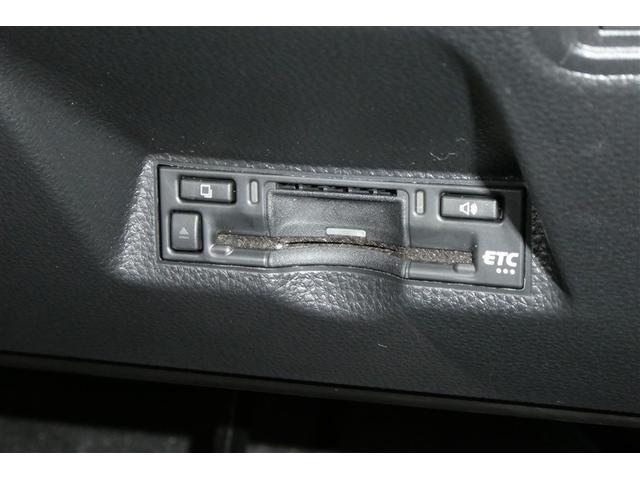 ヤリスクロス ハイブリッドZ アドベンチャー インテリジェントクリアランスソナー 地デジ メモリナビ AW Bカメラ スマートキー&プッシュスタート LEDヘッドライト Pシート クルコン 横滑り防止装置 オートエアコン ETC キーフリー(30枚目)