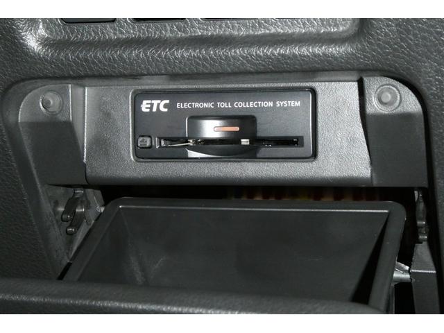 エルグランド ライダー　クルーズコントロール　フルセグＴＶ　リアオートエアコン　ＥＴＣ　バックカメラ　パワーシート　エマージェンシーブレーキ　両側電動ドア　横滑防止装置　ＬＥＤヘッド（35枚目）