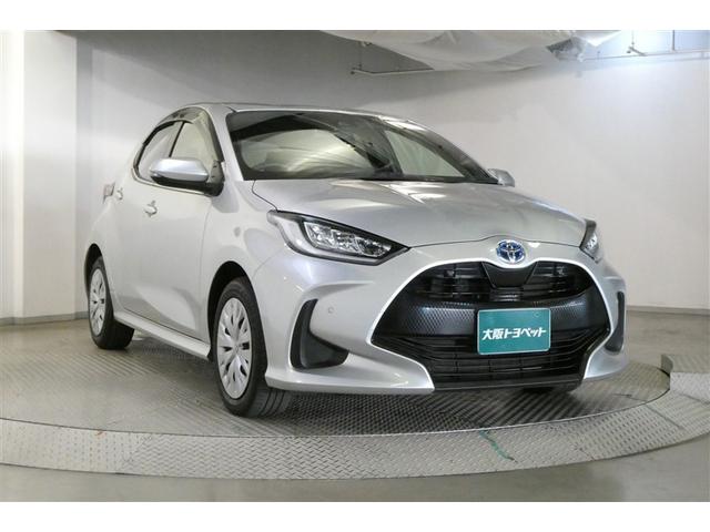 ヤリス ハイブリッドZ 100V PCS DVD Bカメラ アイドリングストップ車 ナビ付 LEDランプ スマキー ETC付き メディアプレイヤー接続 VSC パワステ クルコン カーテンエアバック キーフリー ABS(3枚目)