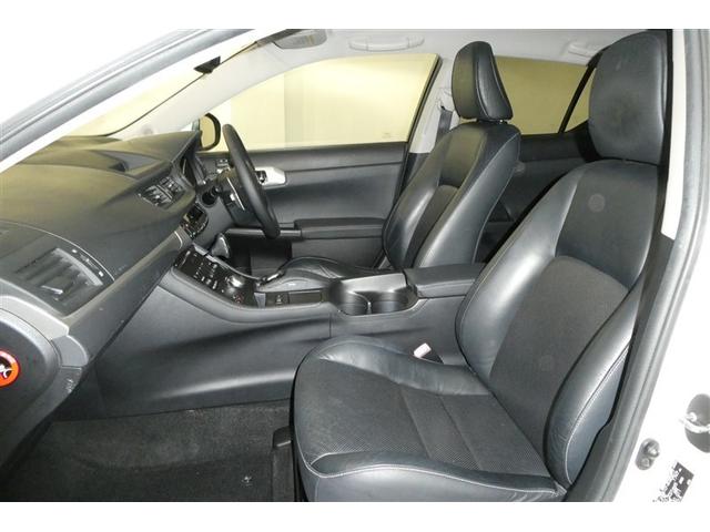 ＣＴ ＣＴ２００ｈ　バージョンＬ　ＤＶＤ再生可能　横滑り防止　リアカメラ　Ｐシート　ＡＡＣ　ナビＴＶ　本革　ＡＢＳ　サイドエアバック　クルーズＣ　ＡＷ　ミュージックプレイヤー接続可　イモビライザー　エアバッグ　キーレス　メモリナビ（12枚目）