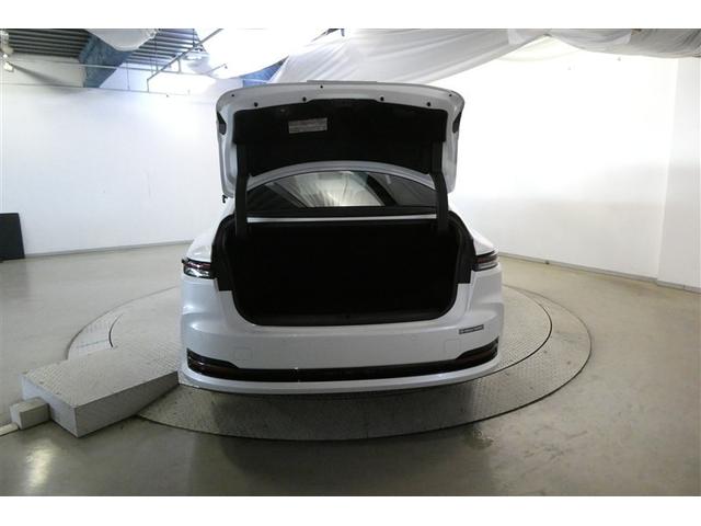 クラウン Ｚ　ムーンルーフ　レザーシート　寒冷地仕様　ＬＥＤヘッドライト　地デジＴＶ　ＡＢＳ　ＡＣ１００Ｖ　パワーシート　バックモニター　スマートキー　ＥＴＣ　ドライブレコーダー　アルミホイール　エアコン　キーレス（9枚目）