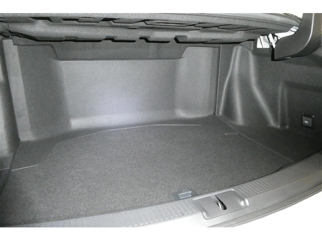 クラウン Ｚ　ムーンルーフ　レザーシート　寒冷地仕様　ＬＥＤヘッドライト　地デジＴＶ　ＡＢＳ　ＡＣ１００Ｖ　パワーシート　バックモニター　スマートキー　ＥＴＣ　ドライブレコーダー　アルミホイール　エアコン　キーレス（16枚目）