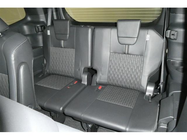 ノア ハイブリッドＳ－Ｚ　エアロ　横滑り防止機能　エアバッグ　オートクルーズコントロール　地デジ　両側自動ドア　ダブルエアコン　スマートエントリー　ＬＥＤランプ　バックモニター　メモリナビ　３列シート　ＥＴＣ付き　ＡＢＳ（17枚目）