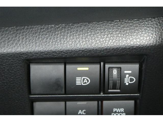 ノア ハイブリッドＳ－Ｚ　エアロ　横滑り防止機能　エアバッグ　オートクルーズコントロール　地デジ　両側自動ドア　ダブルエアコン　スマートエントリー　ＬＥＤランプ　バックモニター　メモリナビ　３列シート　ＥＴＣ付き　ＡＢＳ（30枚目）