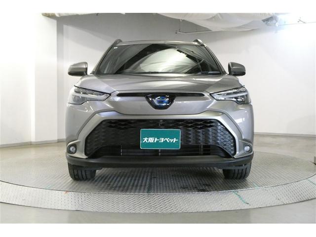 カローラクロス ハイブリッド　Ｚ　Ａクルコン　ＰＣＳ　ＡＣ１００　Ｐシート　４ＷＤ車　横滑り防止装置　キーフリー　ＡＢＳ　ＬＥＤライト　ＥＴＣ車載器　半革シート　盗難防止装置　ナビ　アルミホイール　スマートキー　Ｂカメラ　エアバッグ（2枚目）