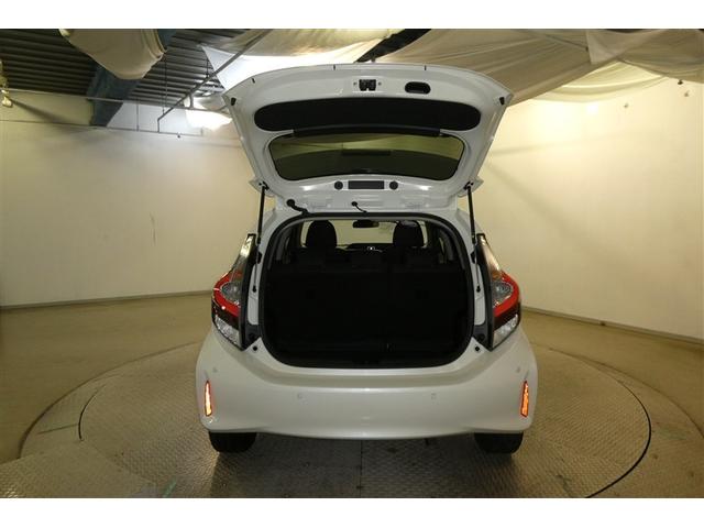 アクア Ｓスタイルブラック　ＡＵＸ端子　バックモニタ－　ナビＴＶ　イモビライザー　ＬＥＤライト　スマートキープッシュスタート　ＥＴＣ付き　Ｗエアバッグ　キーフリ　メモリーナビゲーション　横滑り防止装置付き　１セグ　ＡＢＳ　ＰＳ（9枚目）