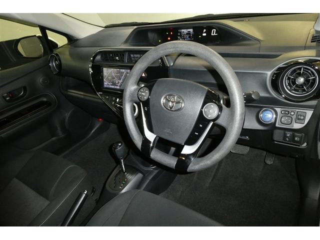 アクア Ｓスタイルブラック　ＡＵＸ端子　バックモニタ－　ナビＴＶ　イモビライザー　ＬＥＤライト　スマートキープッシュスタート　ＥＴＣ付き　Ｗエアバッグ　キーフリ　メモリーナビゲーション　横滑り防止装置付き　１セグ　ＡＢＳ　ＰＳ（10枚目）