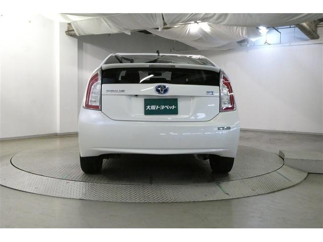 プリウス Ｓ　Ｂモニタ－　フルセグ地デジ　インテリキー　デュアルエアバック　エアＢ　イモビライザー　ＤＶＤ再生可能　ナビＴＶ　ＡＵＴＯエアコン　横スベリ防止　アルミホイール　ＥＴＣ装備　ＡＢＳ　サイドエアバッグ（7枚目）