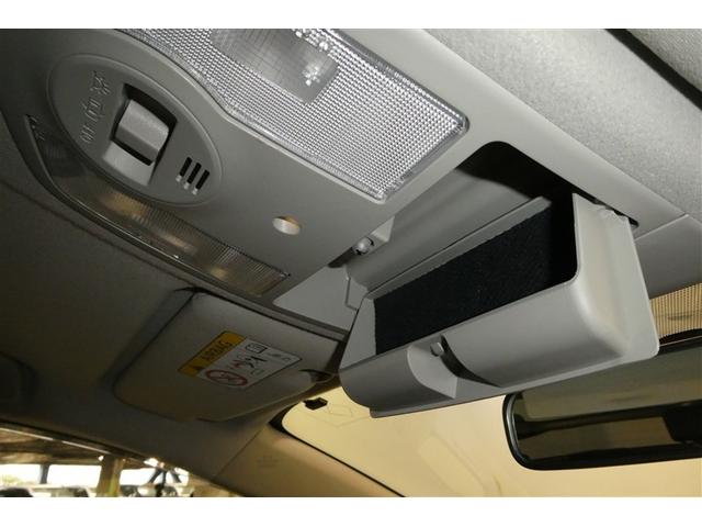 プリウス Ｓ　Ｂモニタ－　フルセグ地デジ　インテリキー　デュアルエアバック　エアＢ　イモビライザー　ＤＶＤ再生可能　ナビＴＶ　ＡＵＴＯエアコン　横スベリ防止　アルミホイール　ＥＴＣ装備　ＡＢＳ　サイドエアバッグ（32枚目）