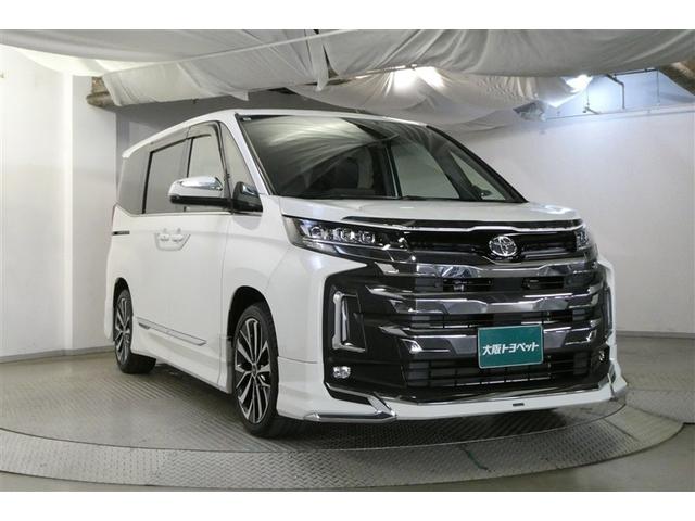 ノア Ｓ－Ｚ　アルミホイール　デュアルエアコン　クルーズコントロール　盗難防止装置　ＬＥＤライト　両側自動ドア　メモリーナビ　キーレス　横滑り防止　ナビＴＶ　三列シート　ＤＶＤ再生　ミュージックプレイヤー接続可（3枚目）