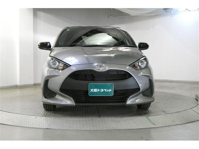 ヤリス Ｇ　カーナビ　Ｂカメラ　エアコン　スマートキー＆プッシュスタート　メモリーナビゲーション　イモビ　横滑り防止システム　クルーズＣ　ＡＢＳ　パワーウィンドウ　パワーステアリング　Ｗエアバック　ＥＴＣ車載器（2枚目）