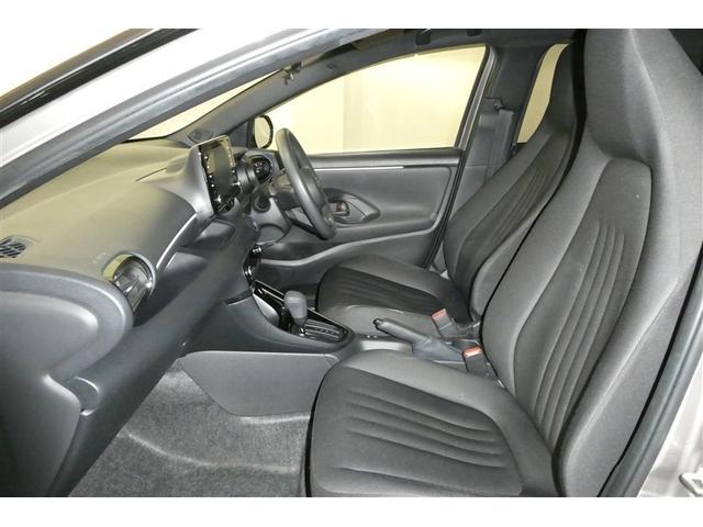 ヤリス Ｇ　カーナビ　Ｂカメラ　エアコン　スマートキー＆プッシュスタート　メモリーナビゲーション　イモビ　横滑り防止システム　クルーズＣ　ＡＢＳ　パワーウィンドウ　パワーステアリング　Ｗエアバック　ＥＴＣ車載器（12枚目）