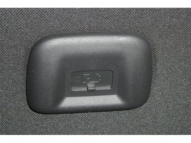 �X�}�[�g�t�H���₨�莝���̋@��̃o�b�e���[�c�ʂ����Ȃ��Ȃ��Ă��A�^�]���ɏ[�d���ł���̂ň��S�ł��ˁI