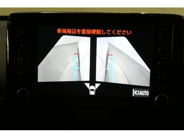 ���E�̃h�A�~���[�ɐݒu���ꂽ�J��������̉f����\�����܂��B�H���ւ̕��񂹁E�����H�n�ł̂���Ⴂ�Ȃǂ̃P�[�X�ɂ����āA�ԗ������̈��S�m�F��ڐG����̑�����T�|�[�g���܂��B