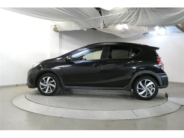 アクア クロスオーバー　グラム　セキュリティアラーム　ＤＶＤ再生　メモリーナビ　ＥＴＣ　ドラレコ　アルミ　ナビ＆ＴＶ　横滑り防止　キーレス　エアバック　オートエアコン　デュアルエアバッグ　ＡＢＳ　パワーステアリング　パワーウィンドウ（4枚目）