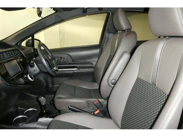 アクア クロスオーバー　グラム　セキュリティアラーム　ＤＶＤ再生　メモリーナビ　ＥＴＣ　ドラレコ　アルミ　ナビ＆ＴＶ　横滑り防止　キーレス　エアバック　オートエアコン　デュアルエアバッグ　ＡＢＳ　パワーステアリング　パワーウィンドウ（12枚目）