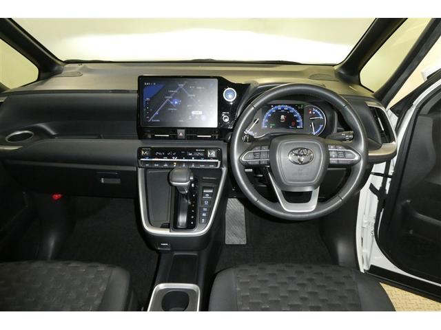 �C���p�l����́A������̓͂��ʒu�ɑ���{�^�����z�u����Ă���A�h���C�o�[�̎g�����肪�l������Ă��܂���