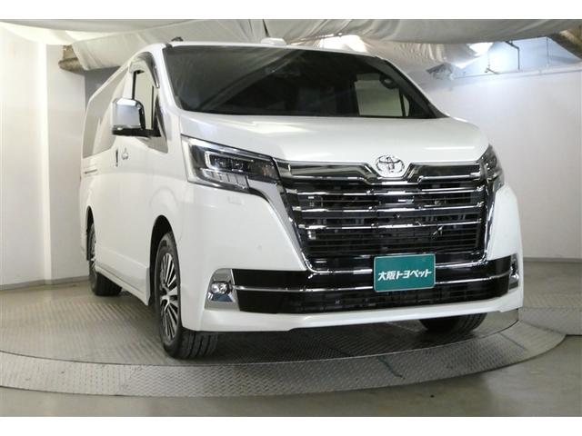 グランエース プレミアム　両側パワードア　軽減ブレーキ　スマキー　ＬＥＤランプ　本革シート　アルミ　エアロ　ナビ＆ＴＶ　地デジＴＶ　助手席エアバック　オートエアコン　ミュージックプレイヤー接続可　バックモニター　エアバッグ（3枚目）