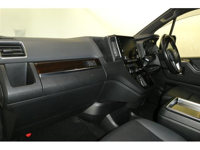 グランエース プレミアム　両側パワードア　軽減ブレーキ　スマキー　ＬＥＤランプ　本革シート　アルミ　エアロ　ナビ＆ＴＶ　地デジＴＶ　助手席エアバック　オートエアコン　ミュージックプレイヤー接続可　バックモニター　エアバッグ（10枚目）