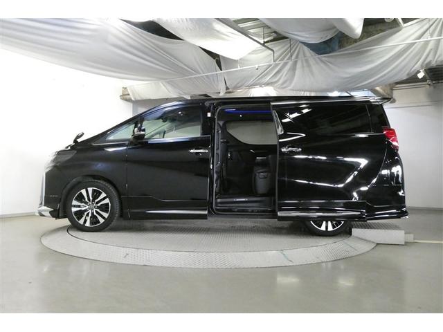 アルファード ２．５Ｓ　Ｃパッケージ　ＤＶＤ再生機能　両側ＰＳＤ　電動パワーシート　バックモニタ－　地デジＴＶ　ナビ＆ＴＶ　アルミホイール　横滑り防止機能　ＡＣ１００Ｖ電源　クルコン　ＬＥＤヘッドライト　スマキー　エアロ　セキュリティ（4枚目）