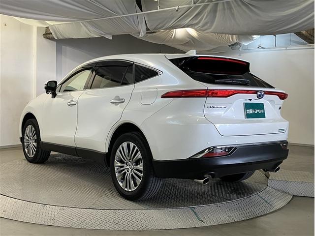 ハリアーハイブリッド Ｚ　レザーパッケージ　リヤカメラ　スマートキ　本革　横滑り防止機能　盗難防止装置　ＡＢＳ　キーフリーシステム　電動パワーシート　アルミホイール　ＬＥＤランプ　ナビ＆ＴＶ　メディアプレイヤー接続　ドライブレコーダ　エアコン（6枚目）