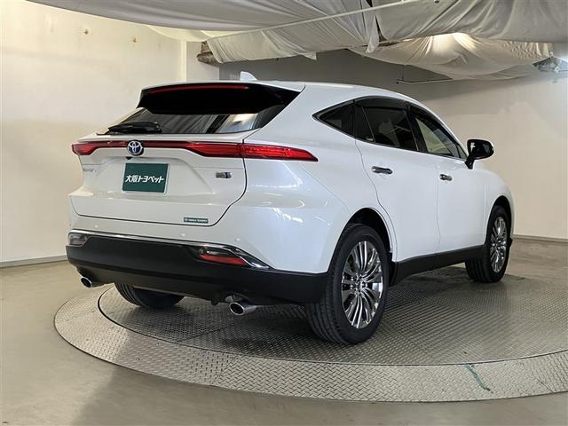 ハリアーハイブリッド Ｚ　レザーパッケージ　リヤカメラ　スマートキ　本革　横滑り防止機能　盗難防止装置　ＡＢＳ　キーフリーシステム　電動パワーシート　アルミホイール　ＬＥＤランプ　ナビ＆ＴＶ　メディアプレイヤー接続　ドライブレコーダ　エアコン（8枚目）