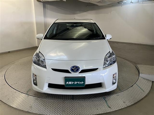 プリウス Ｓ　ＬＥＤエディション　インテリキー　盗難防止　ＡＵＴＯエアコン　助手席エアバッグ　地デジフルセグ　ナビＴＶ　ＡＷ　エアバック　ＡＵＸ端子　ＥＴＣ車載器　Ｂカメ　パワーウィンドー　パワーステアリング　ＨＤＤナビ　ＬＥＤライト（2枚目）