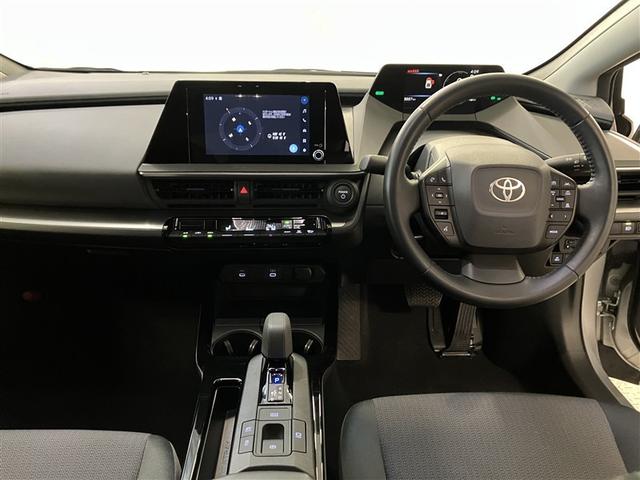 プリウス Ｘ　Ｂモニ　フルセグテレビ　メディアプレイヤー接続　ＬＥＤ　ＥＳＣ　ＡＣ１００Ｖ　ナビ＆ＴＶ　盗難防止装置　エアコン　パワーウィンドウ　ＥＴＣ　キーレス　ＡＢＳ　メモリーナビ　サイドエアバック　サポカー（11枚目）