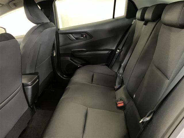 プリウス Ｘ　Ｂモニ　フルセグテレビ　メディアプレイヤー接続　ＬＥＤ　ＥＳＣ　ＡＣ１００Ｖ　ナビ＆ＴＶ　盗難防止装置　エアコン　パワーウィンドウ　ＥＴＣ　キーレス　ＡＢＳ　メモリーナビ　サイドエアバック　サポカー（14枚目）